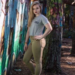 Meet your Posher, Nicole